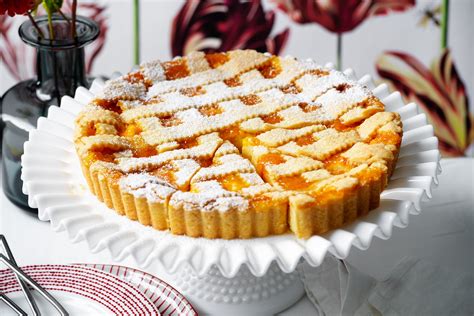  Crostata di Ricotta: ¡Una explosión de sabor dulce y cremoso que te transportará a las calles empedradas de Xanten!