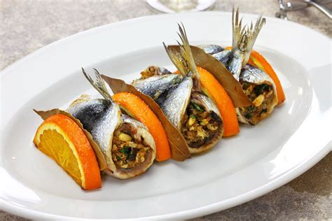  Sarde à Beccafico: ¡Un festín de sabores mediterráneos que te transportará a las costas de Erice!